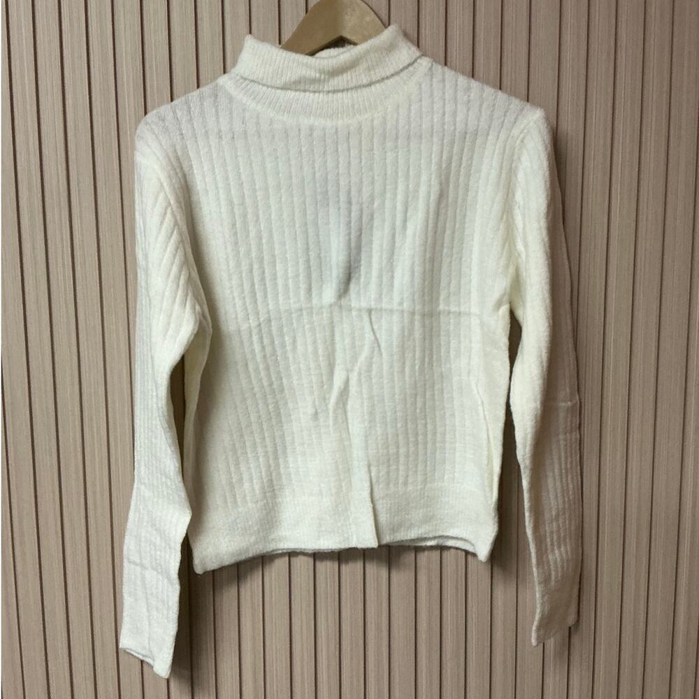 Luzabelle Soft Knit Turtleneck Sweater Cream One Size NWT